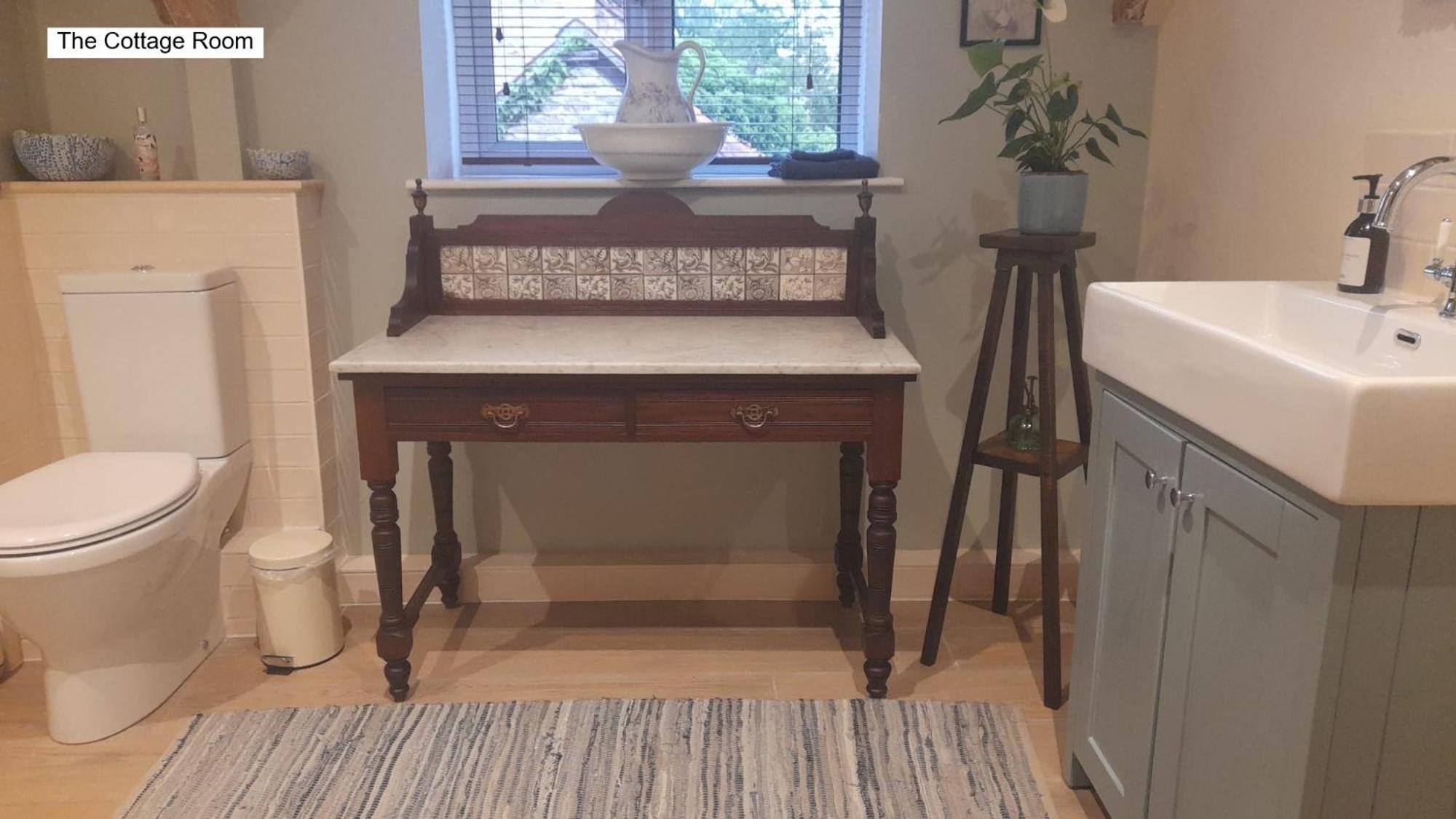 Cotswold Cottage Bed & Breakfast Luckington Экстерьер фото