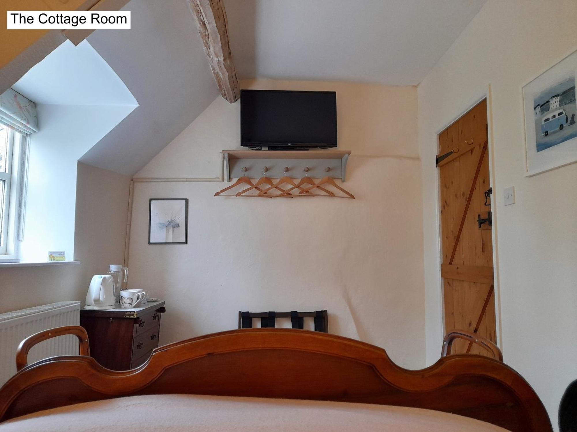 Cotswold Cottage Bed & Breakfast Luckington Экстерьер фото