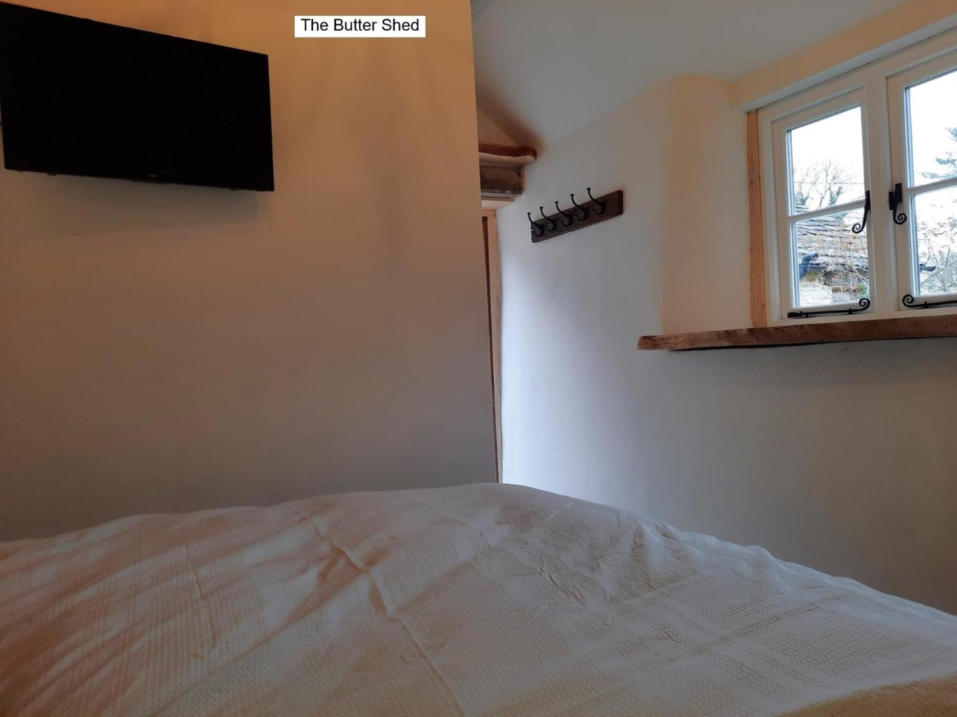 Cotswold Cottage Bed & Breakfast Luckington Экстерьер фото